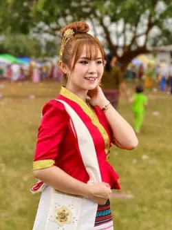 သၢဝ်တႆး