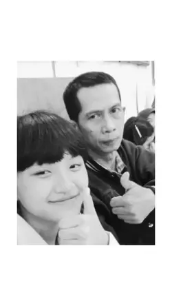 frame hitamputih
