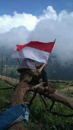 lirik tanah airku