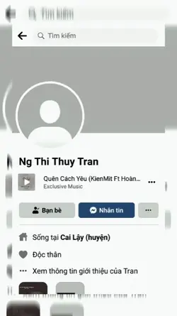 1 ảnh + màu tối
