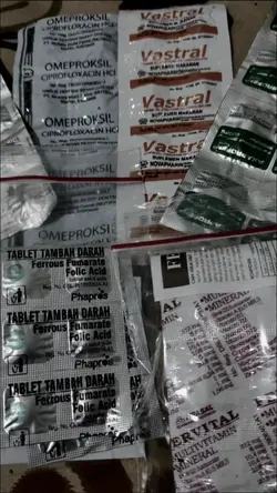 kumohon temanilah ak