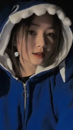 1 Video + 2 Ảnh 