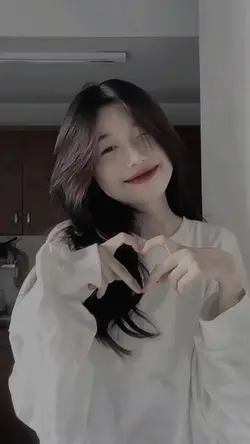 1 video + 1 ảnh