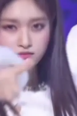 첫영상:]