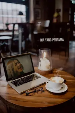 Nongkrong di Kafe