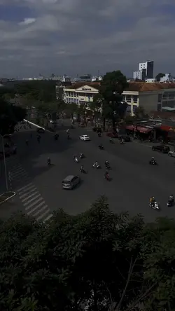 E là kẻ đáng thương