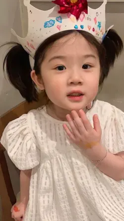 11 ảnh không màu