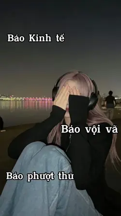 Báo UEH