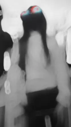 អែម