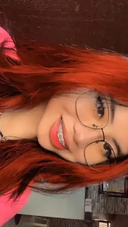 omg she so pretty