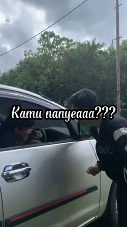 kamu naeenyeee???