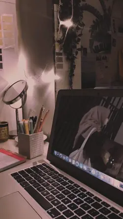 frame aesthetic
