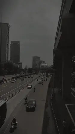 slowmo hitam putih