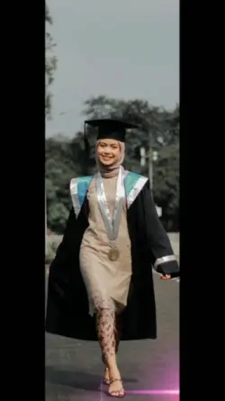 WISUDA