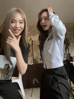 1 vid & 18 pics