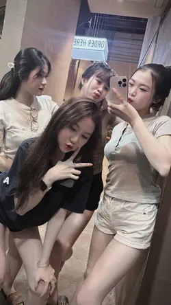 Trình Chiếu + Màu