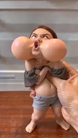 SQUISHY GIRL
