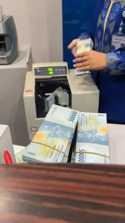 prank ambil uang di