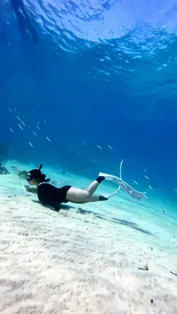 Underwater Slowmo