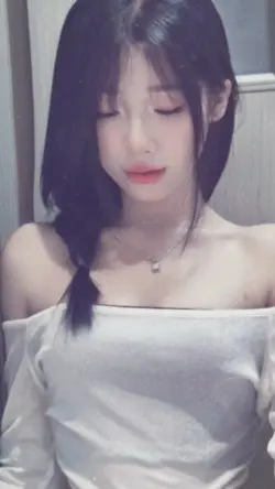 1 pic