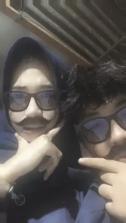 VERSI NO MIROR