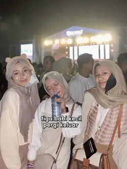 Tiga babi kecil