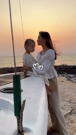 Mom and dauhter