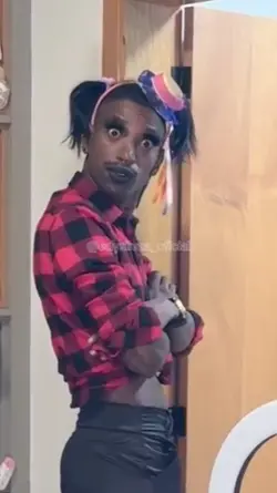 Funny Video Q8