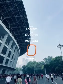 STRAVA LIVE FOTO