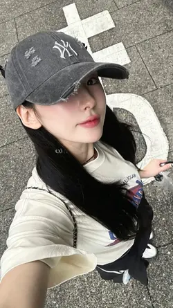 chán cơm thèm mỳ cay
