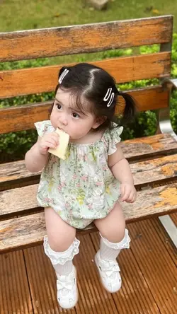Baby sneezeng trend