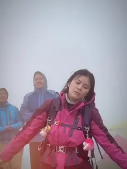 AKU KEBELET EK EK
