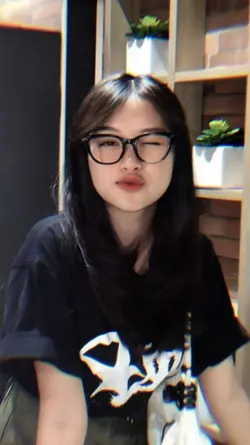Bisane mung nyawang 