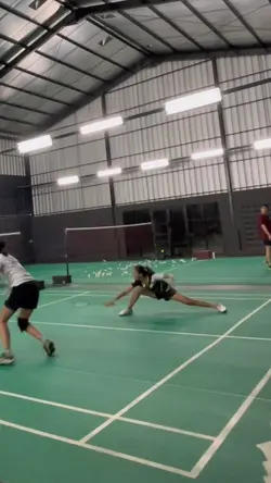 Slowmo badminton