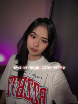 siya ay magandang