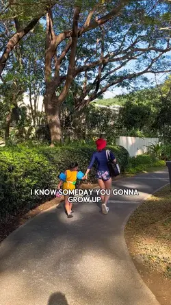 Mother&son moment