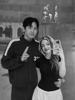 photo with myunggi