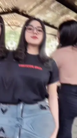 TREND FOTO ATAS