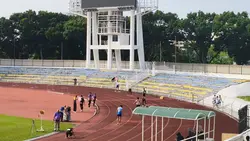 A.long hurdle 400m