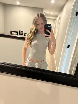 Mirror selfies ❤️