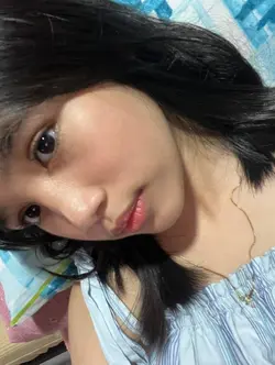 Pretty girl.
