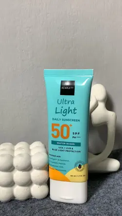 Sunscreen scarlett