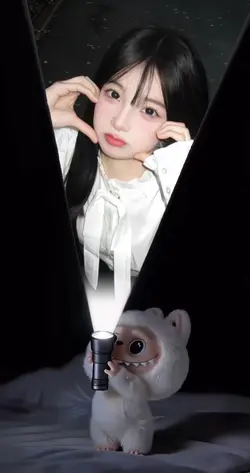 Labubu Wallpaper 