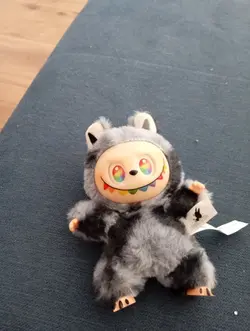 LABUBU
