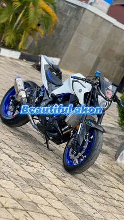 Beautiful akon