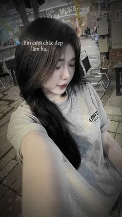 Em cười chắc đẹp lăm