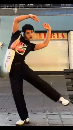 ballerina capucina 
