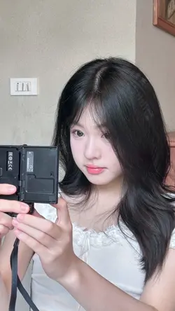 1 ảnh kèm màu sáng