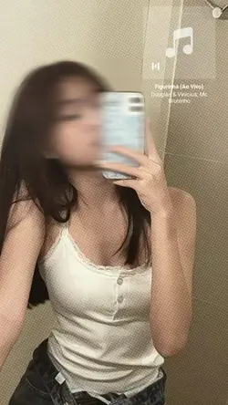 Blurd face