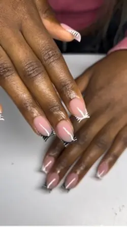 Azaré Acrylics 